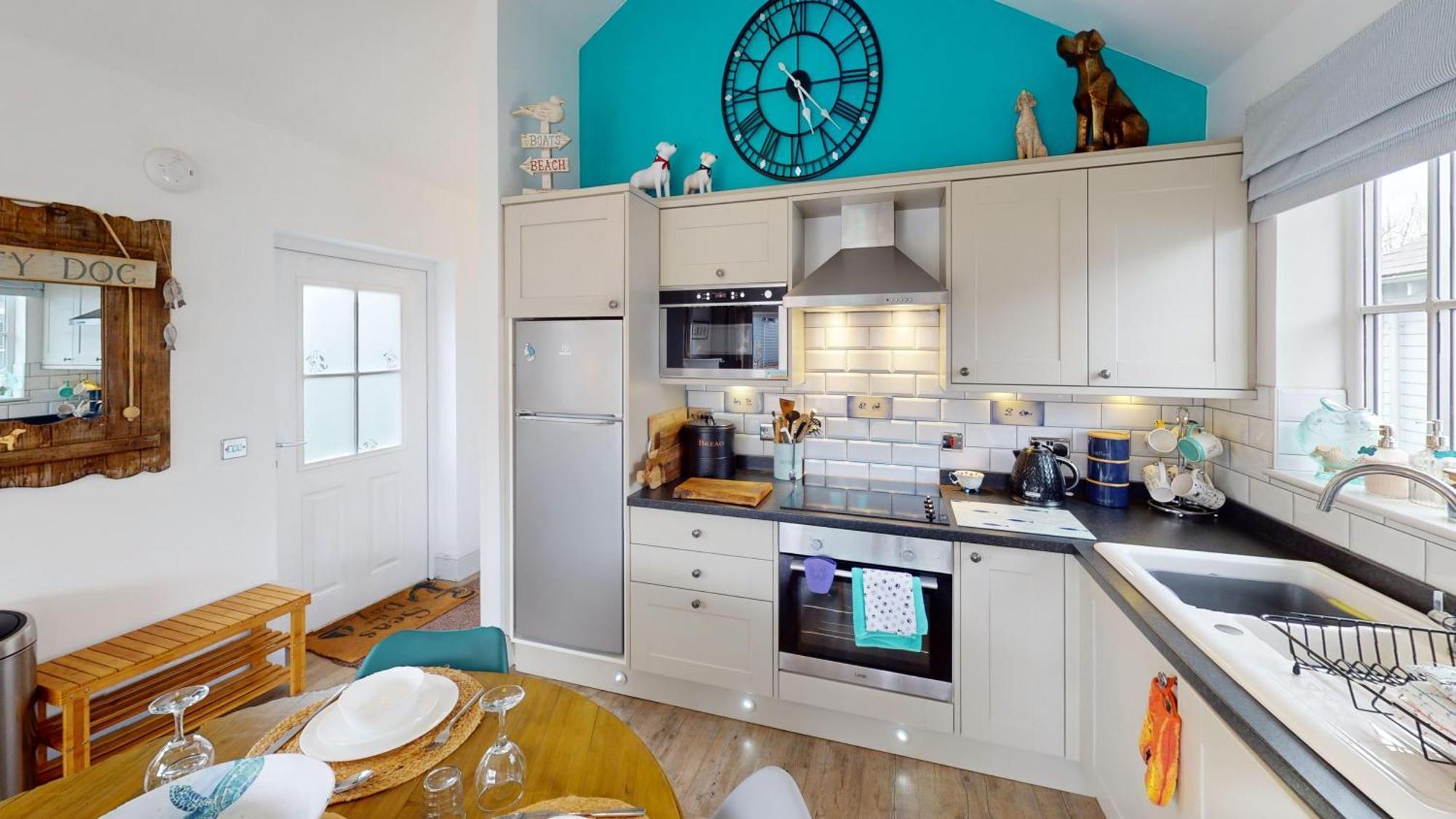 Salty Dog At The Bay Filey, Sleeps 4, 2 Dogs Welcome For Free Too Exterior photo