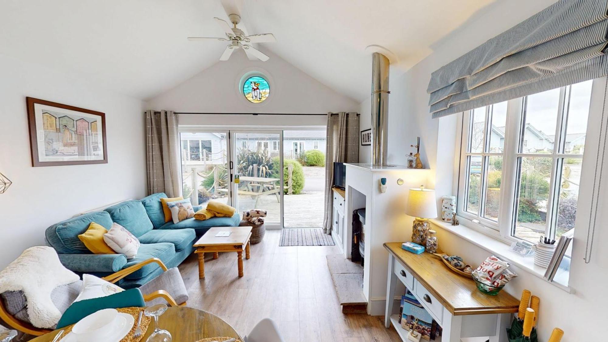 Salty Dog At The Bay Filey, Sleeps 4, 2 Dogs Welcome For Free Too Exterior photo